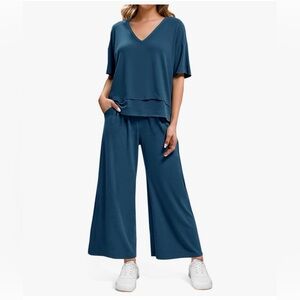 NWT 2PC BLUE COMFY LOUNGE SET-S